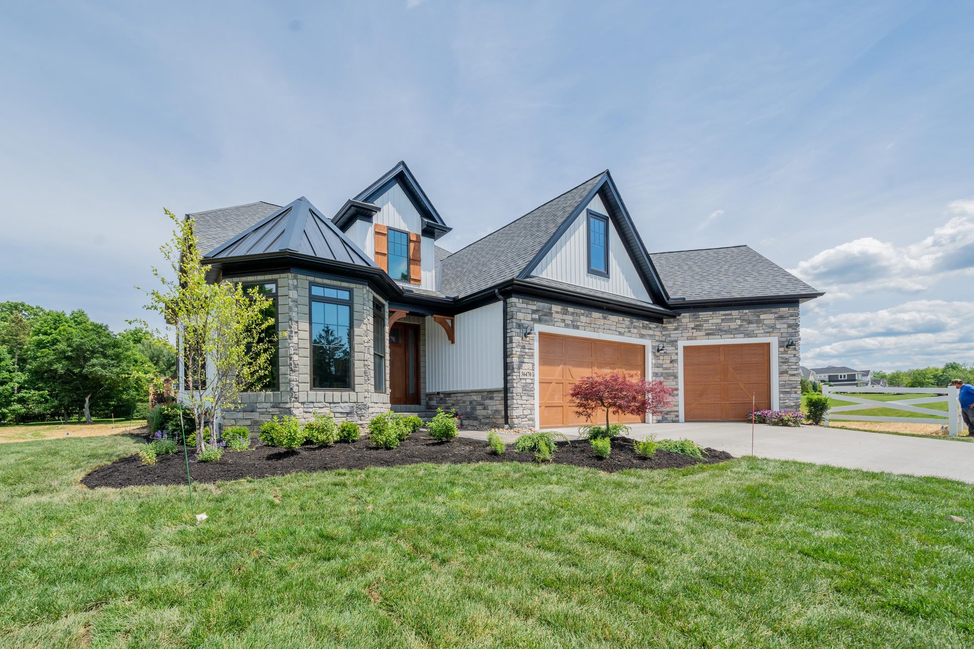 Design-Build vs. Architect vs. General Contractor: What’s Best for ...